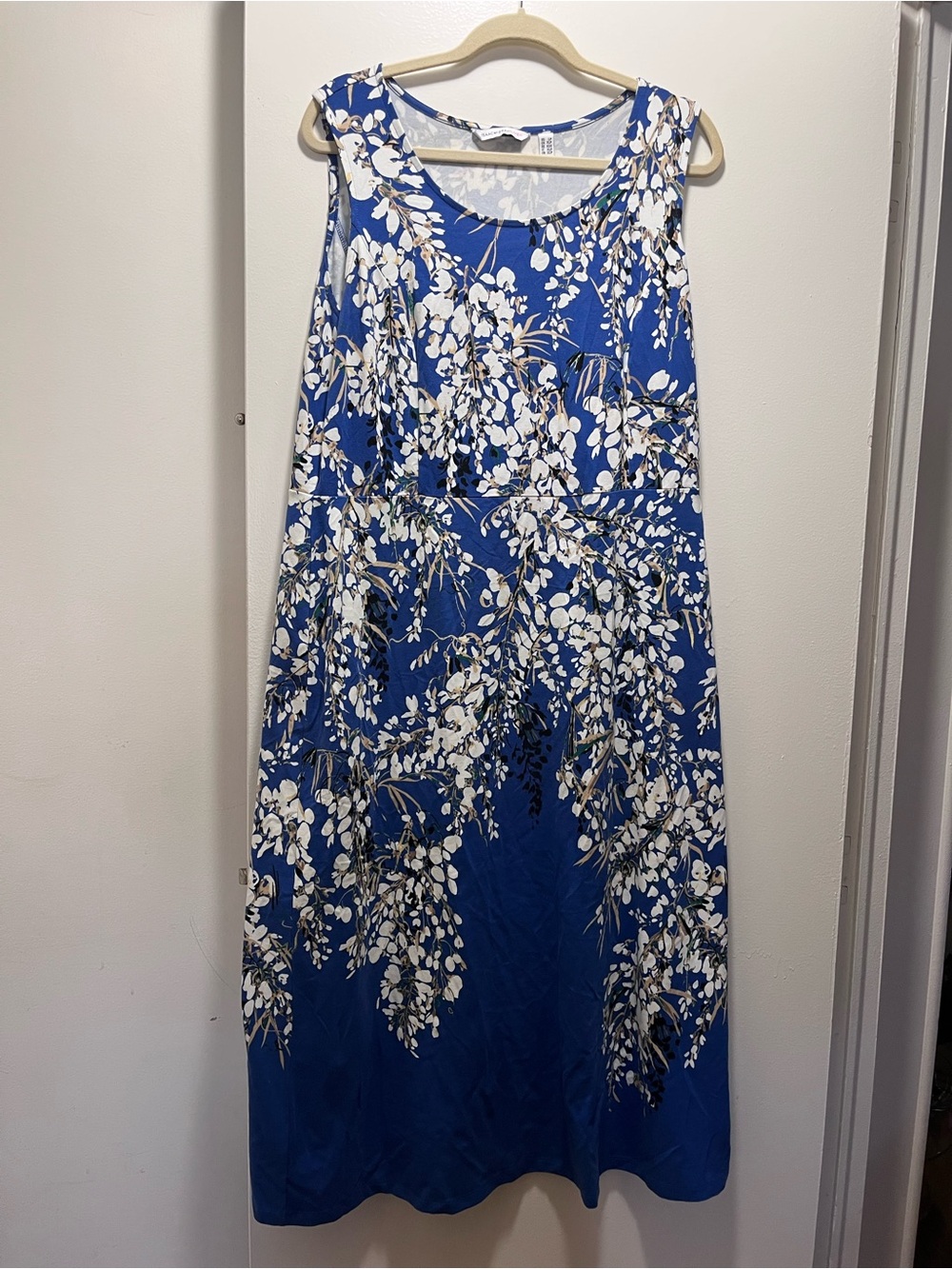 Isaac Mizrahi Blue and White Floral Maxi Skirt
